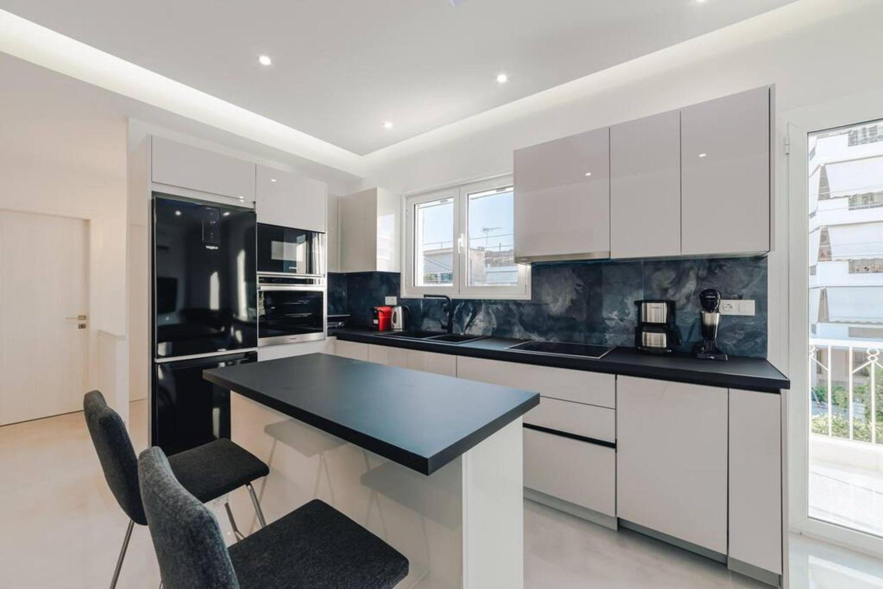 VIP flat Palaio Faliro 2BD