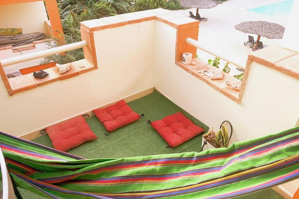 Nagoia's place com varanda, piscina e super wi-fi