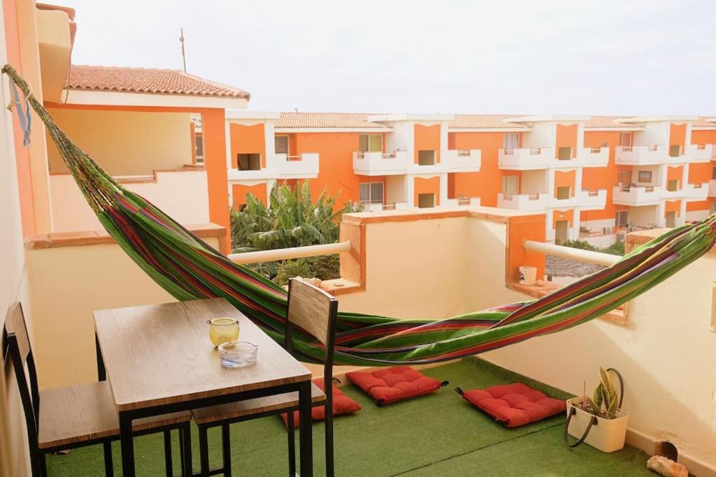 Nagoia's place com varanda, piscina e super wi-fi