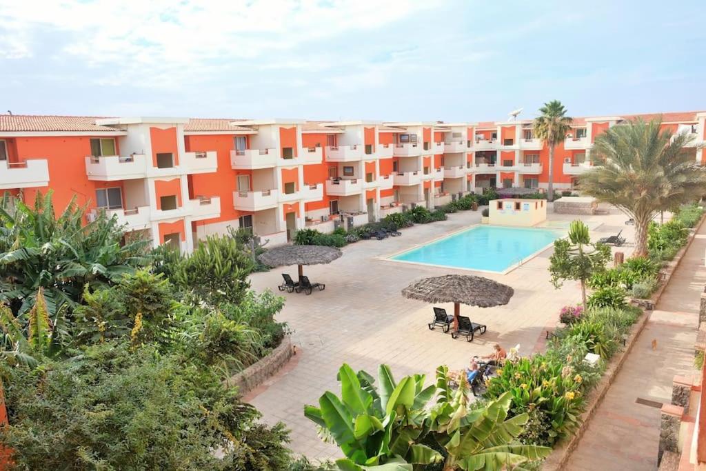 Nagoia's place com varanda, piscina e super wi-fi