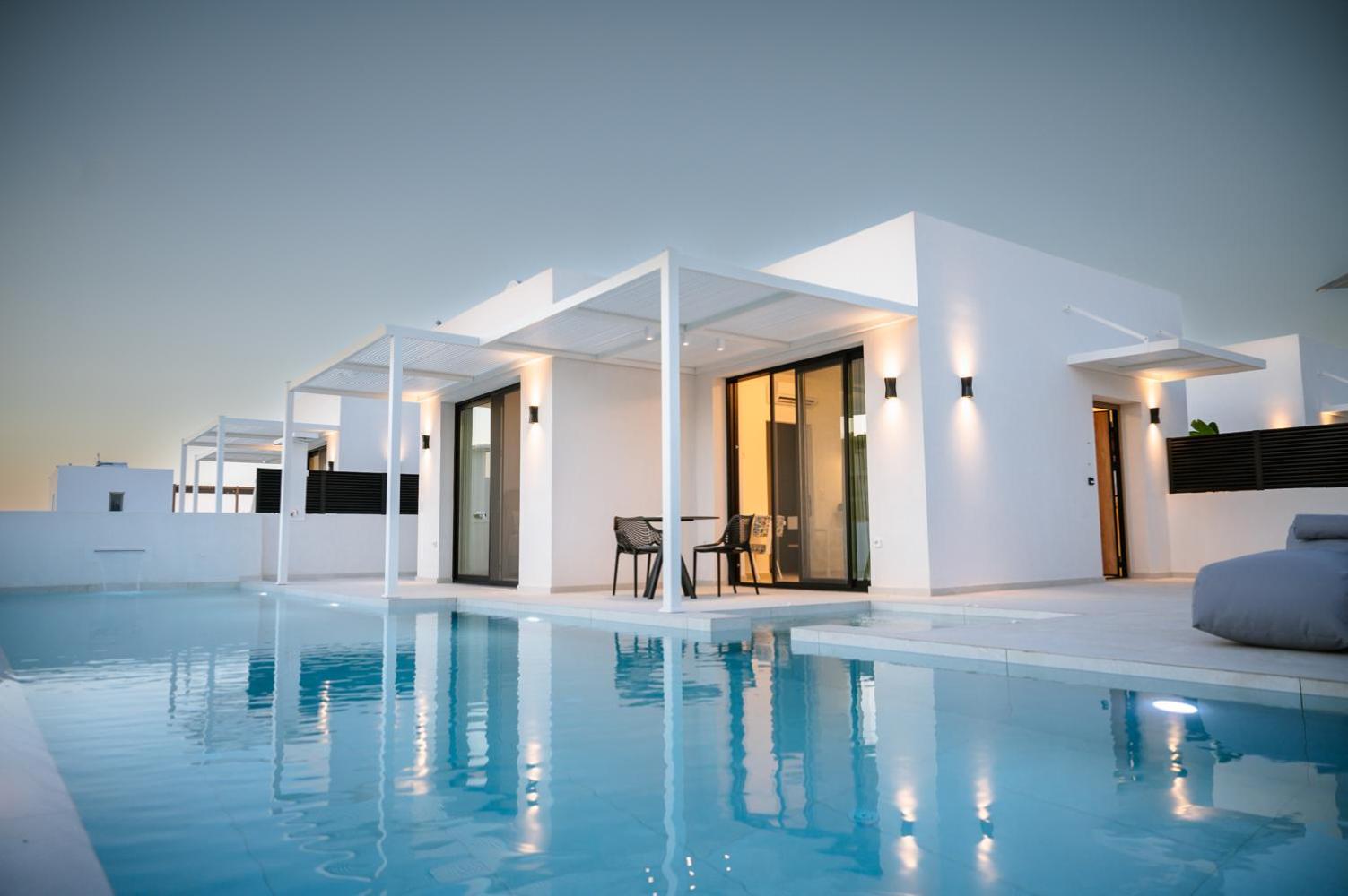 Sardines Luxury Suites photo 2