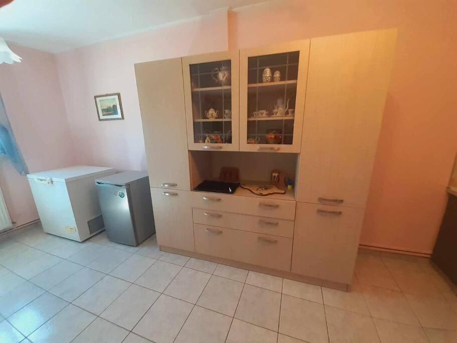 The Cottage in Paralia view 3
