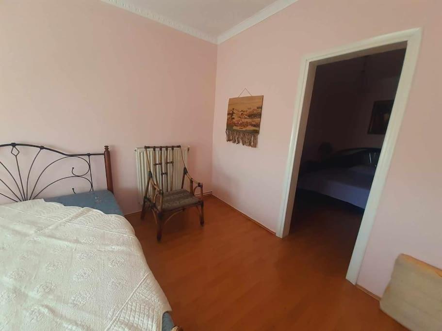 The Cottage in Paralia view 4