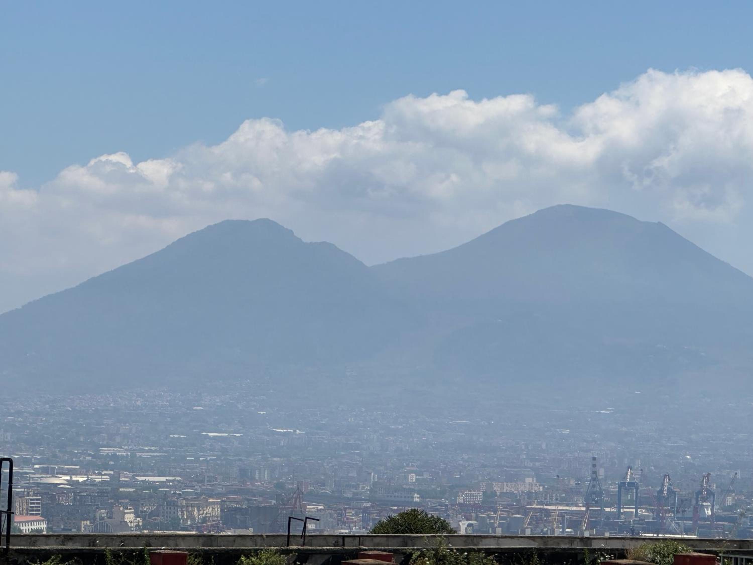 Pedamentina 9 - Naples Vesuvio City View - My Place