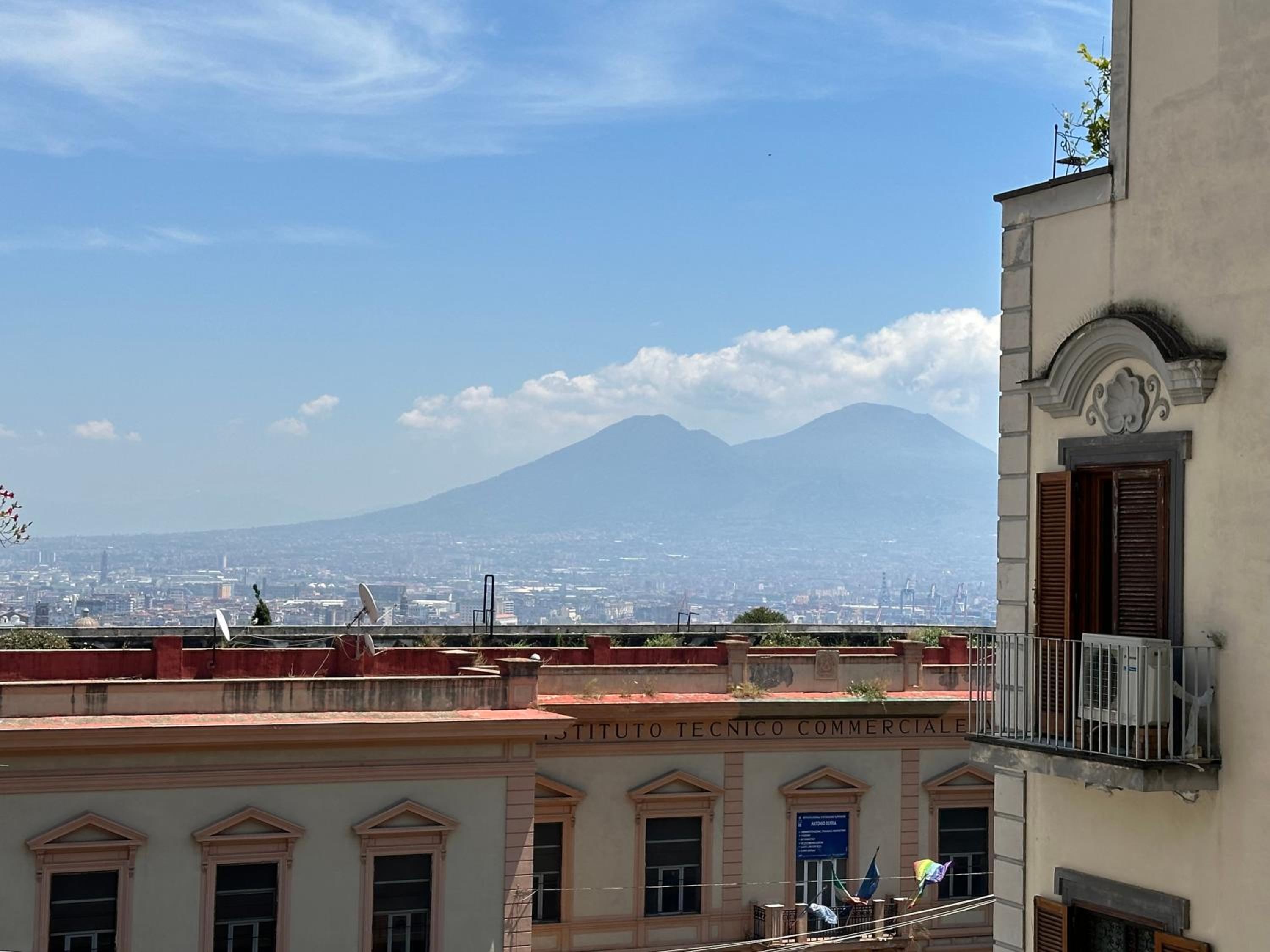 Pedamentina 9 - Naples Vesuvio City View - My Place