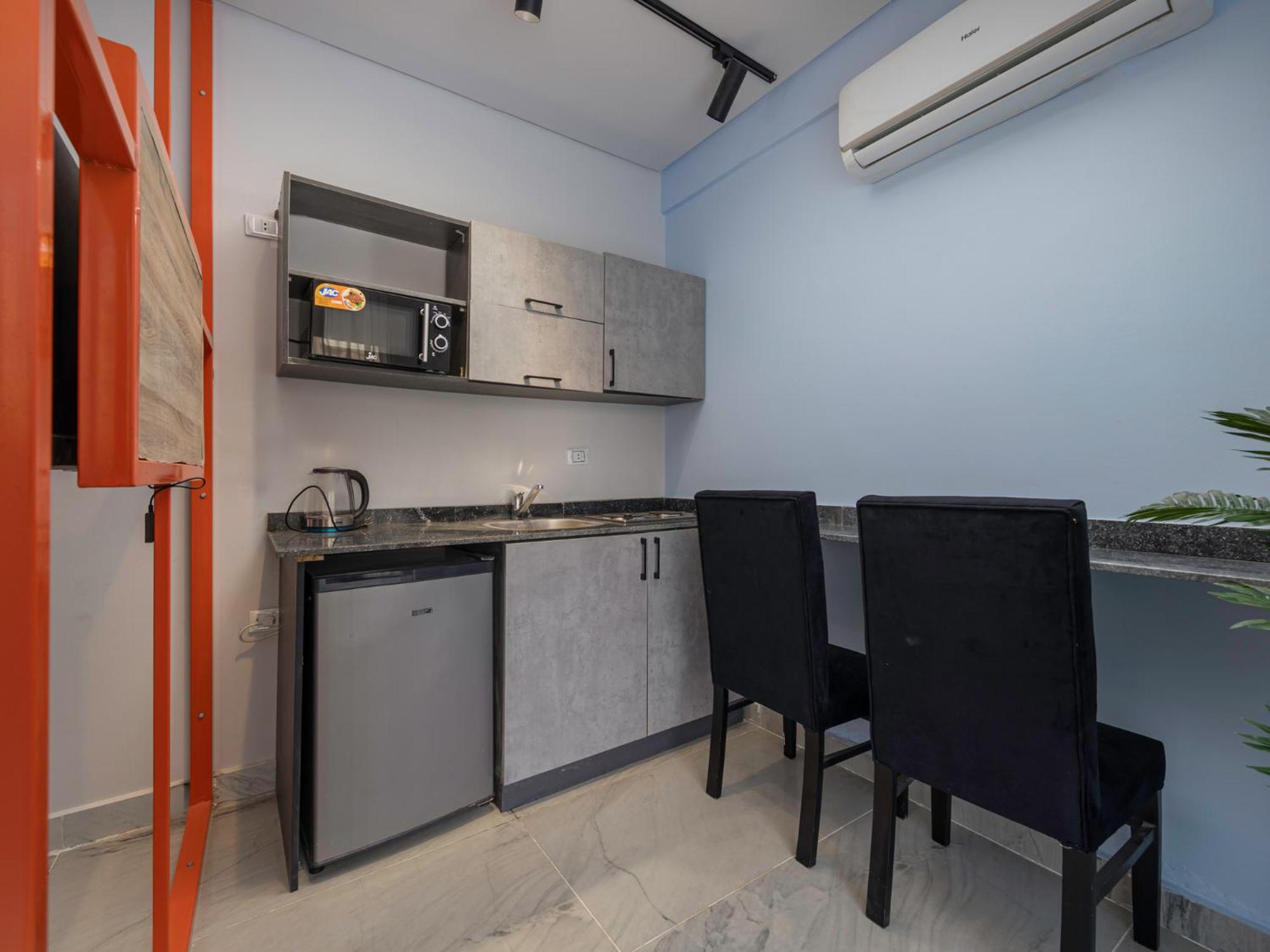 Travelholic 90 Residence