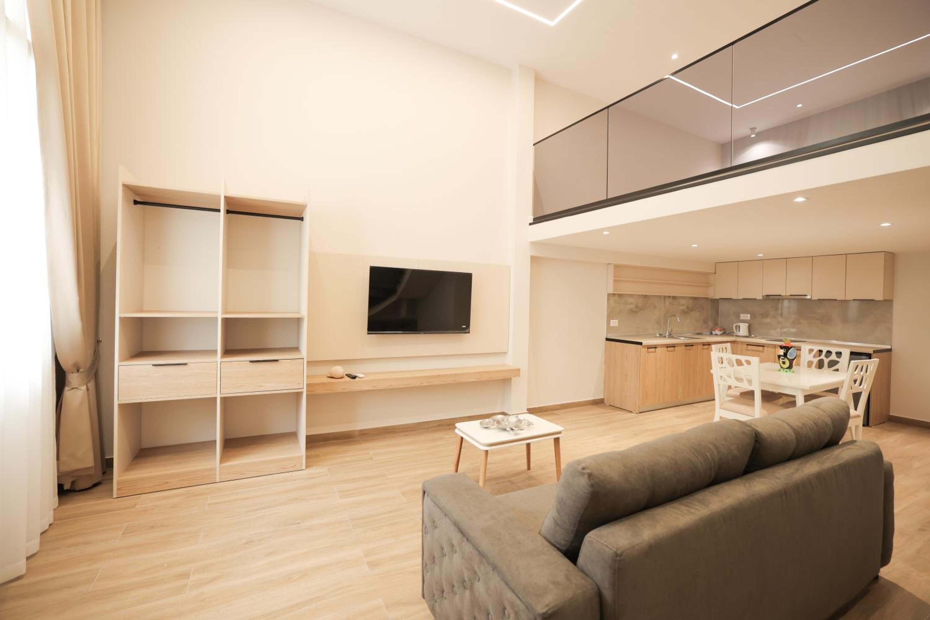 Duplex City
