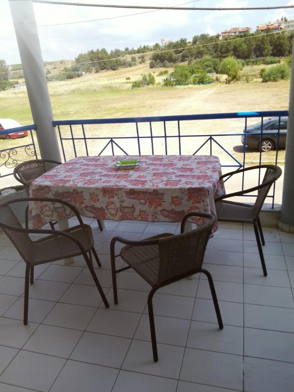 Delasera House