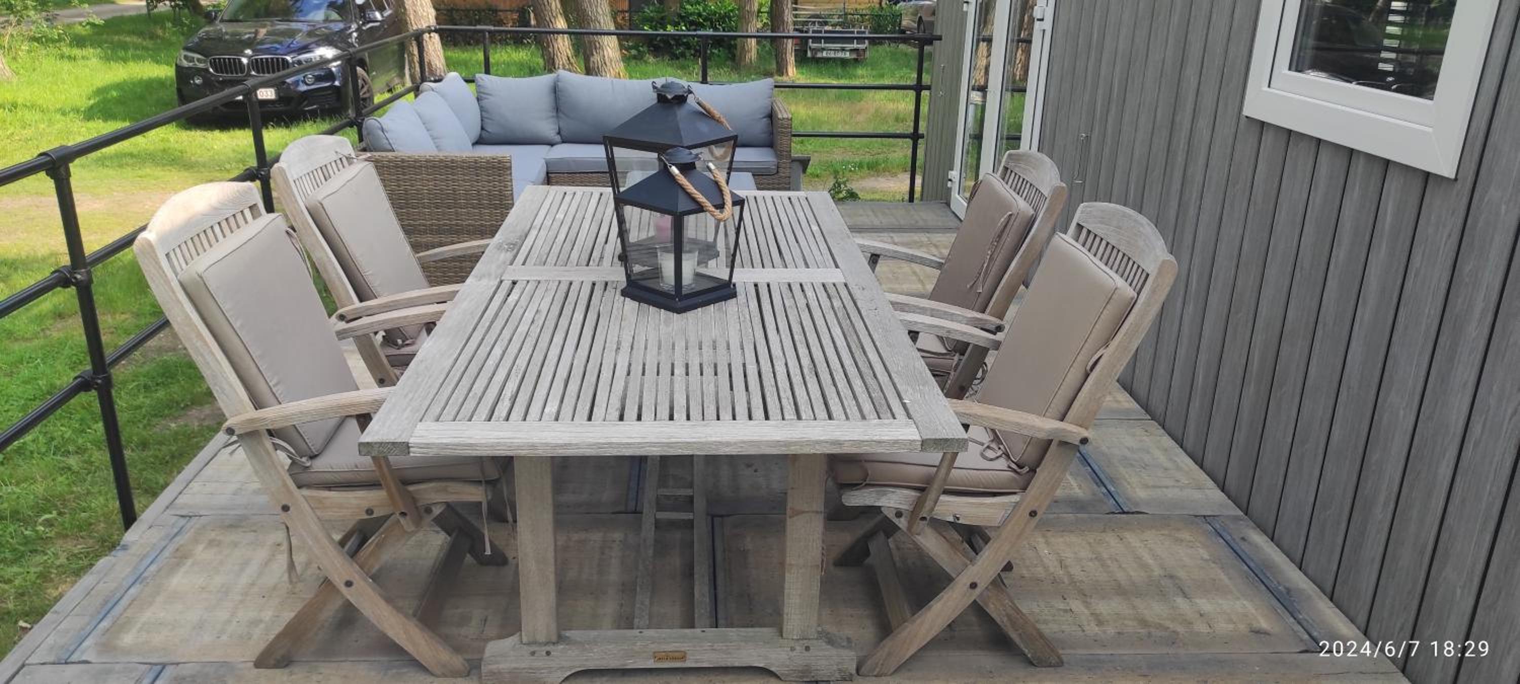 Luxe chalet voor gezinnen in familiepark Goolderheide met openlucht zwembaden en ruim overdekt terras 24m2
