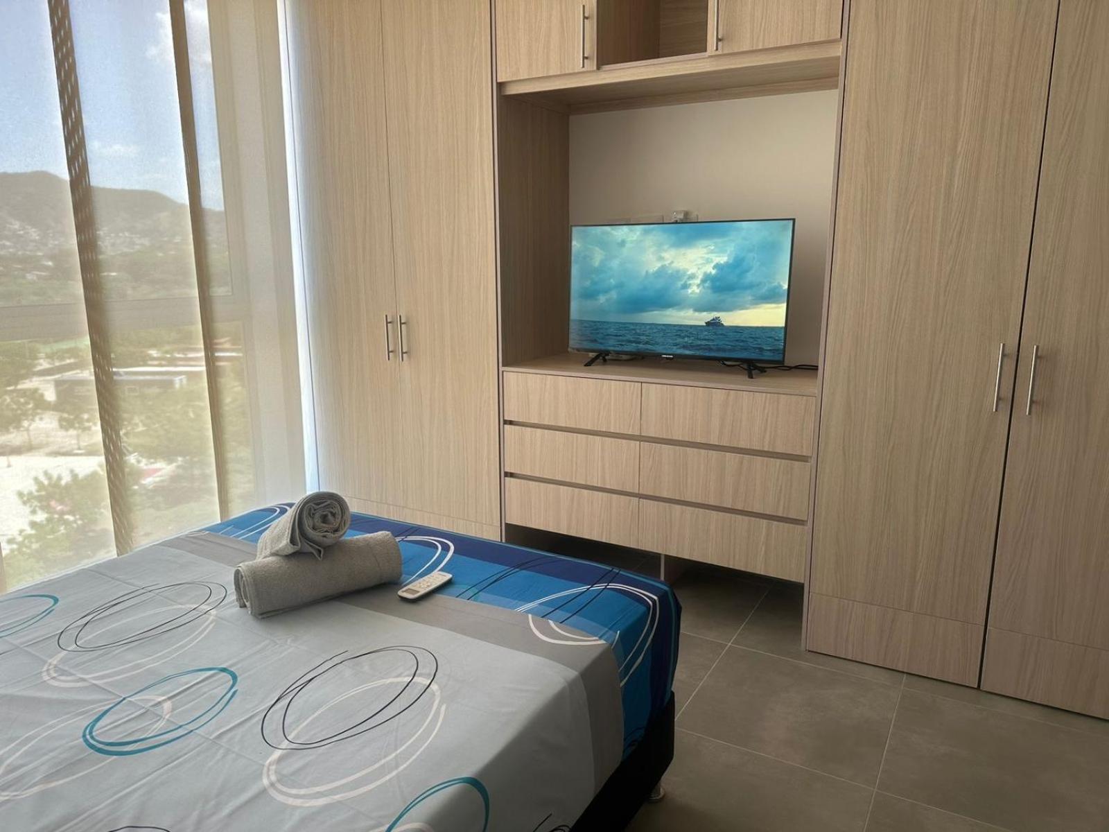 Encantador Apartamento Salguero Suites