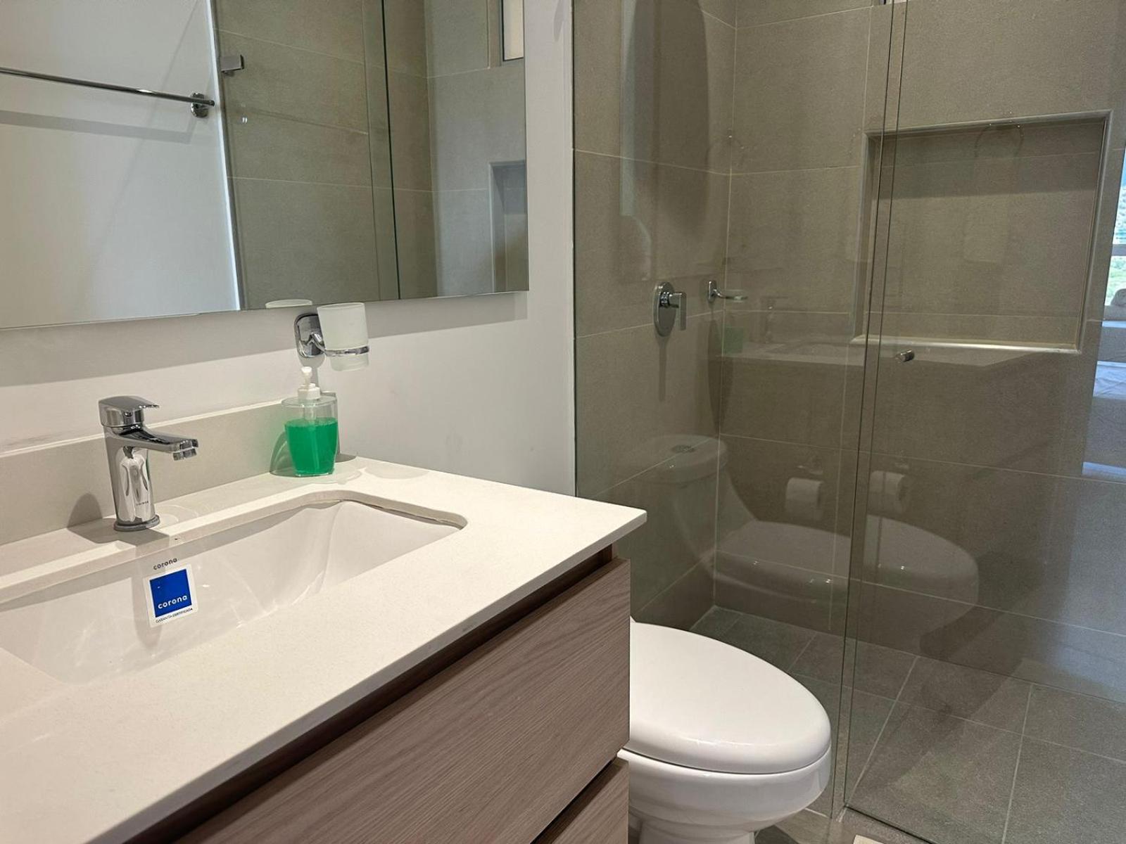 Encantador Apartamento Salguero Suites