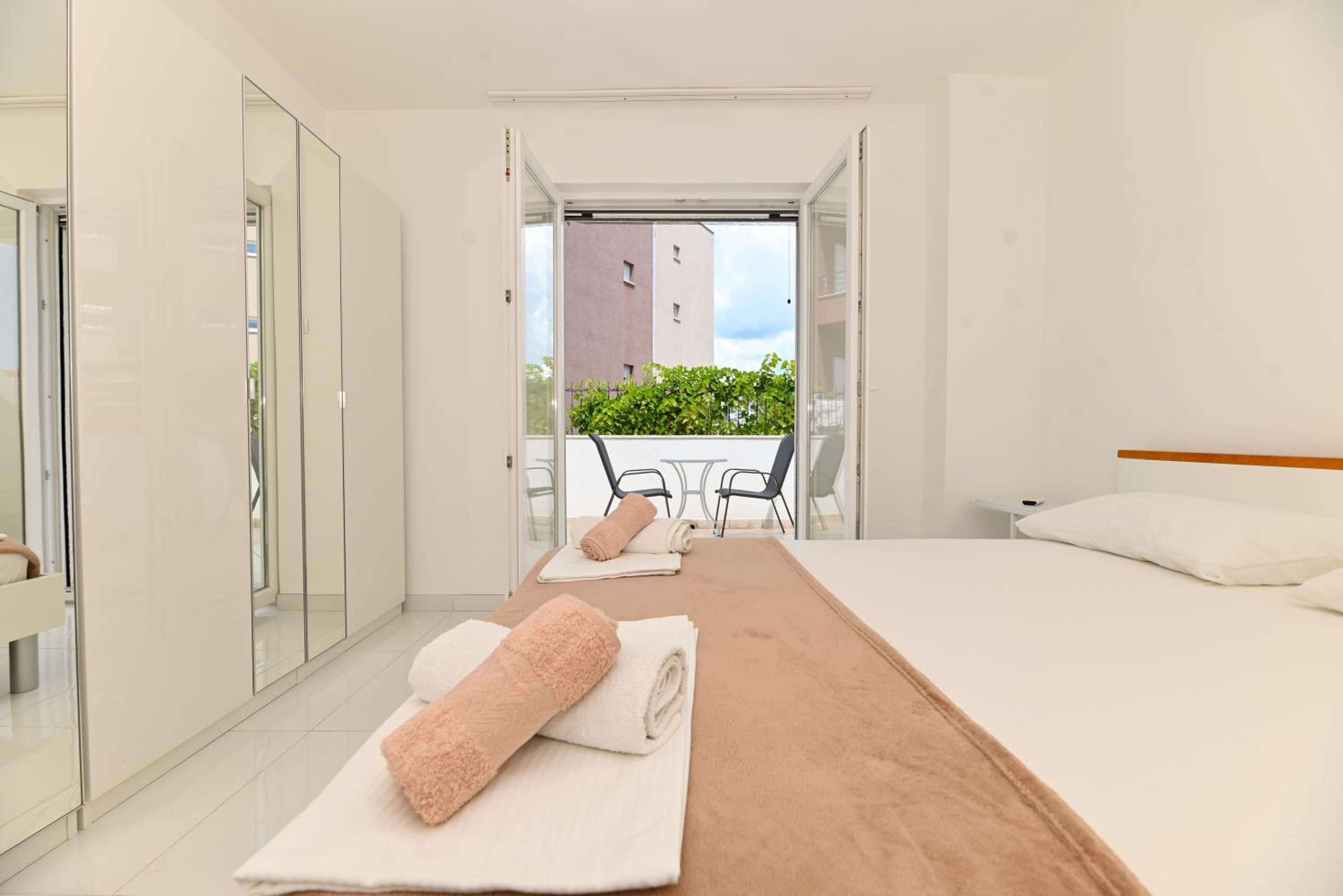 Apartmani- Lastro view 5