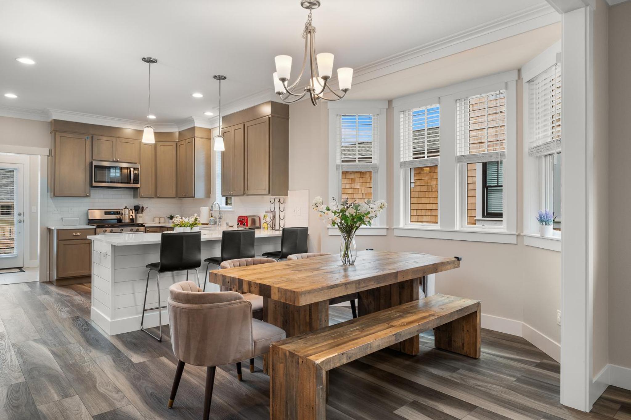 Salt and Vine Cottage by Seabrook Hospitality view 5