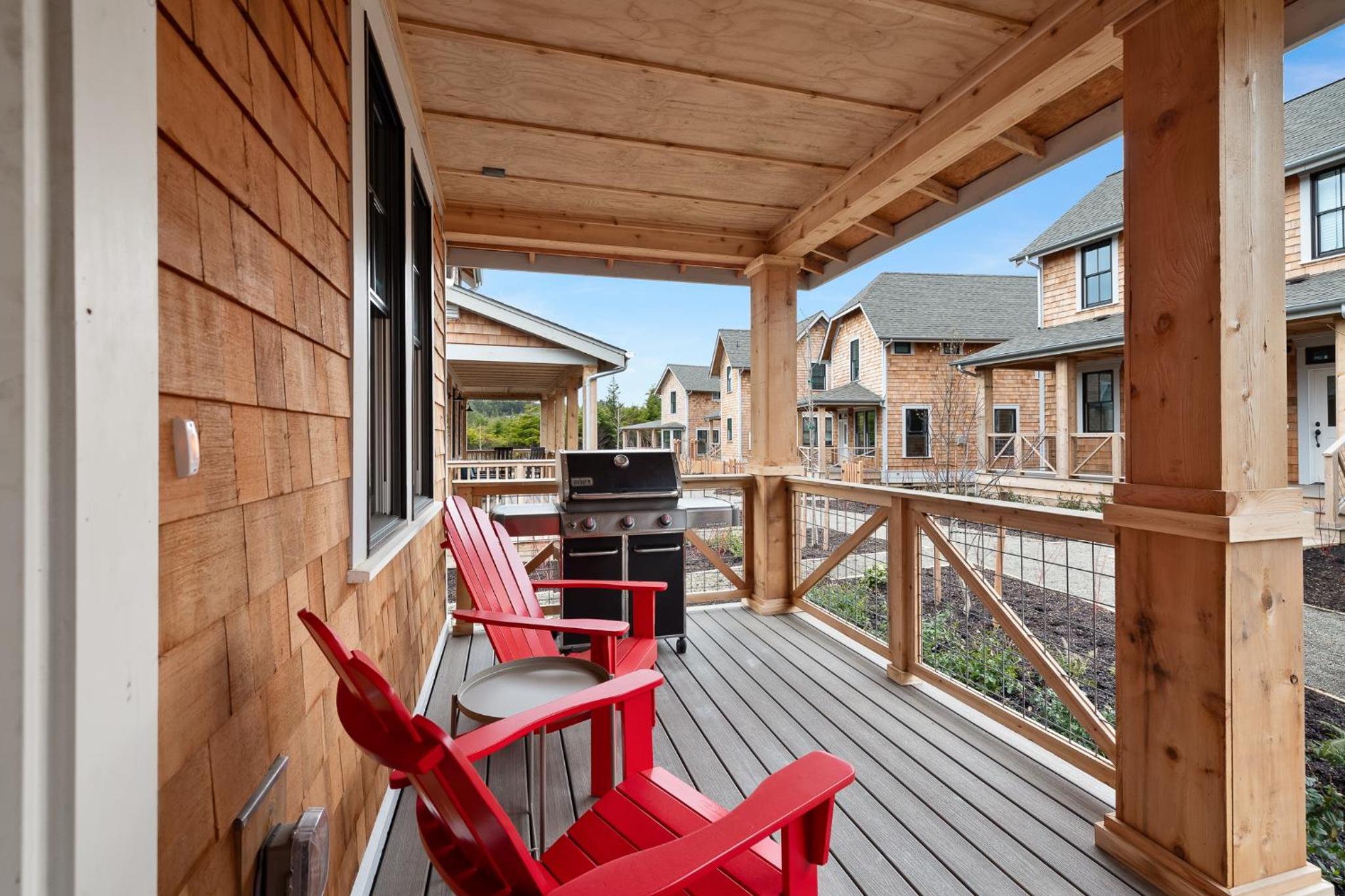 Salt and Vine Cottage by Seabrook Hospitality view 2