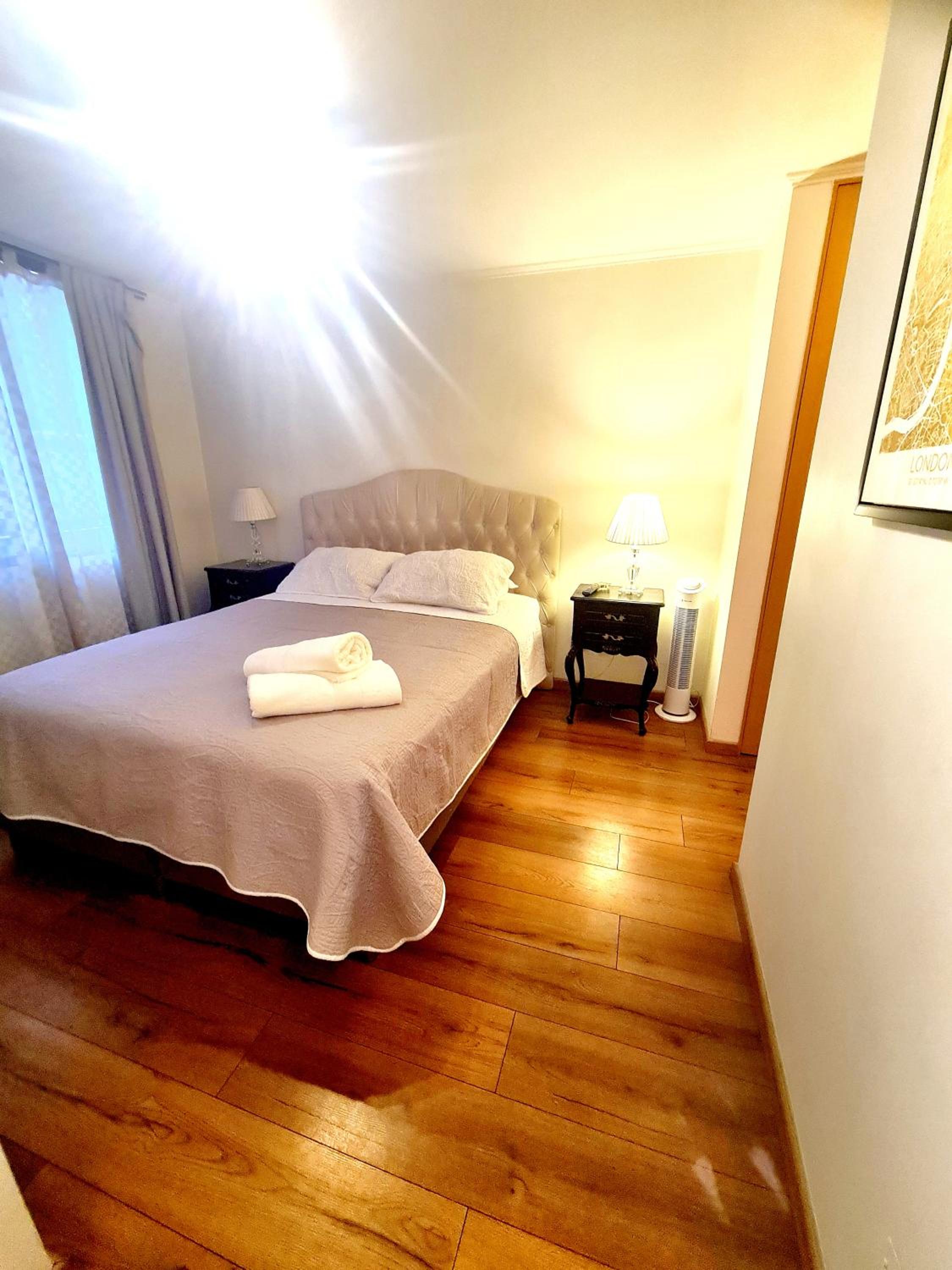 Departamento Completo de 1 Dormitorio I Santiago Centro I Hospital Clínico UC I Piscina en Azotea