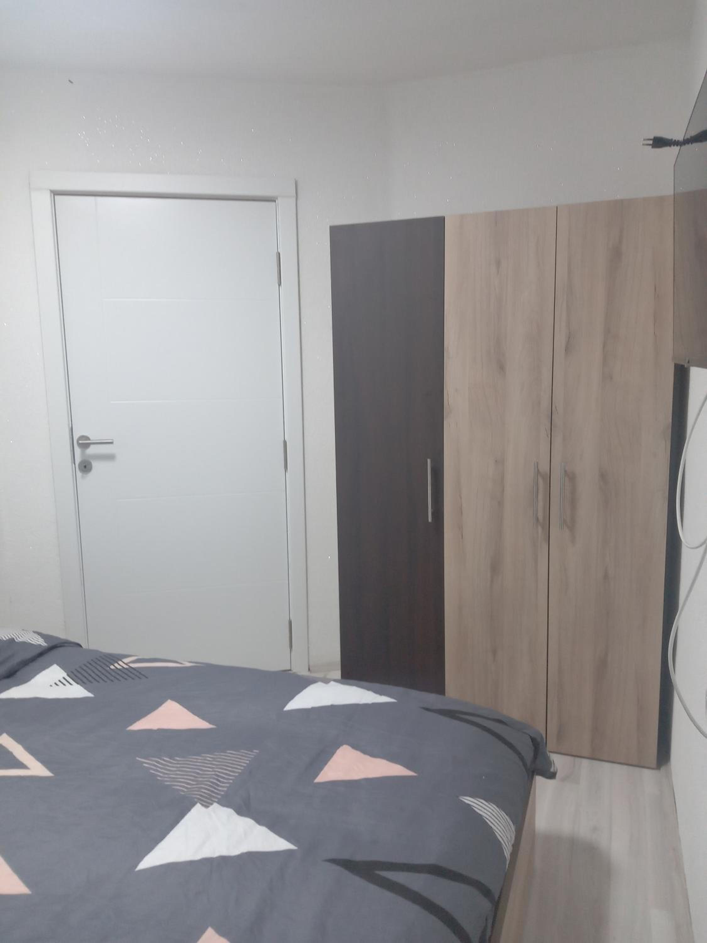 Alek Apartman