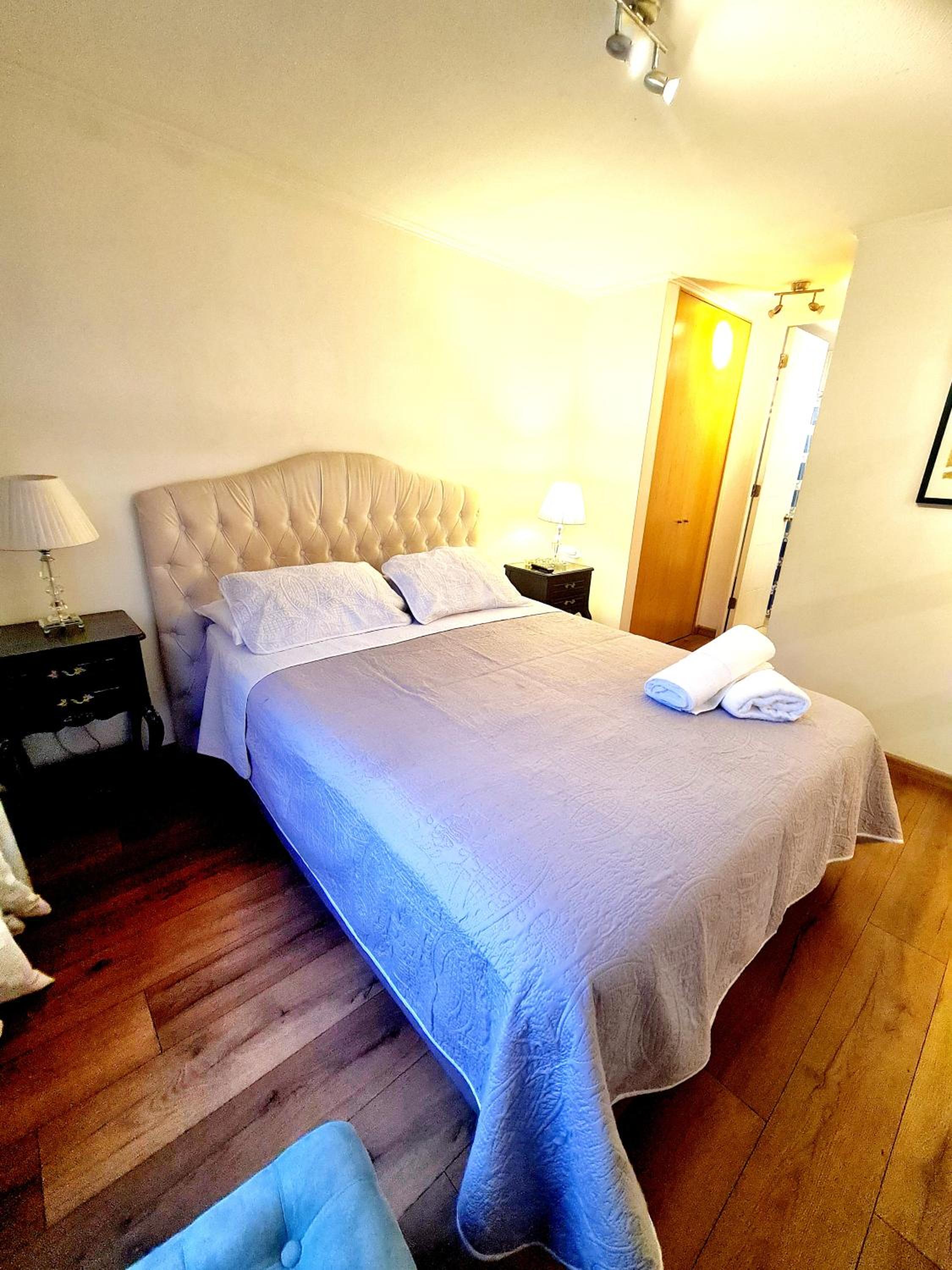 Departamento Completo de 1 Dormitorio I Santiago Centro I Hospital Clínico UC I Piscina en Azotea