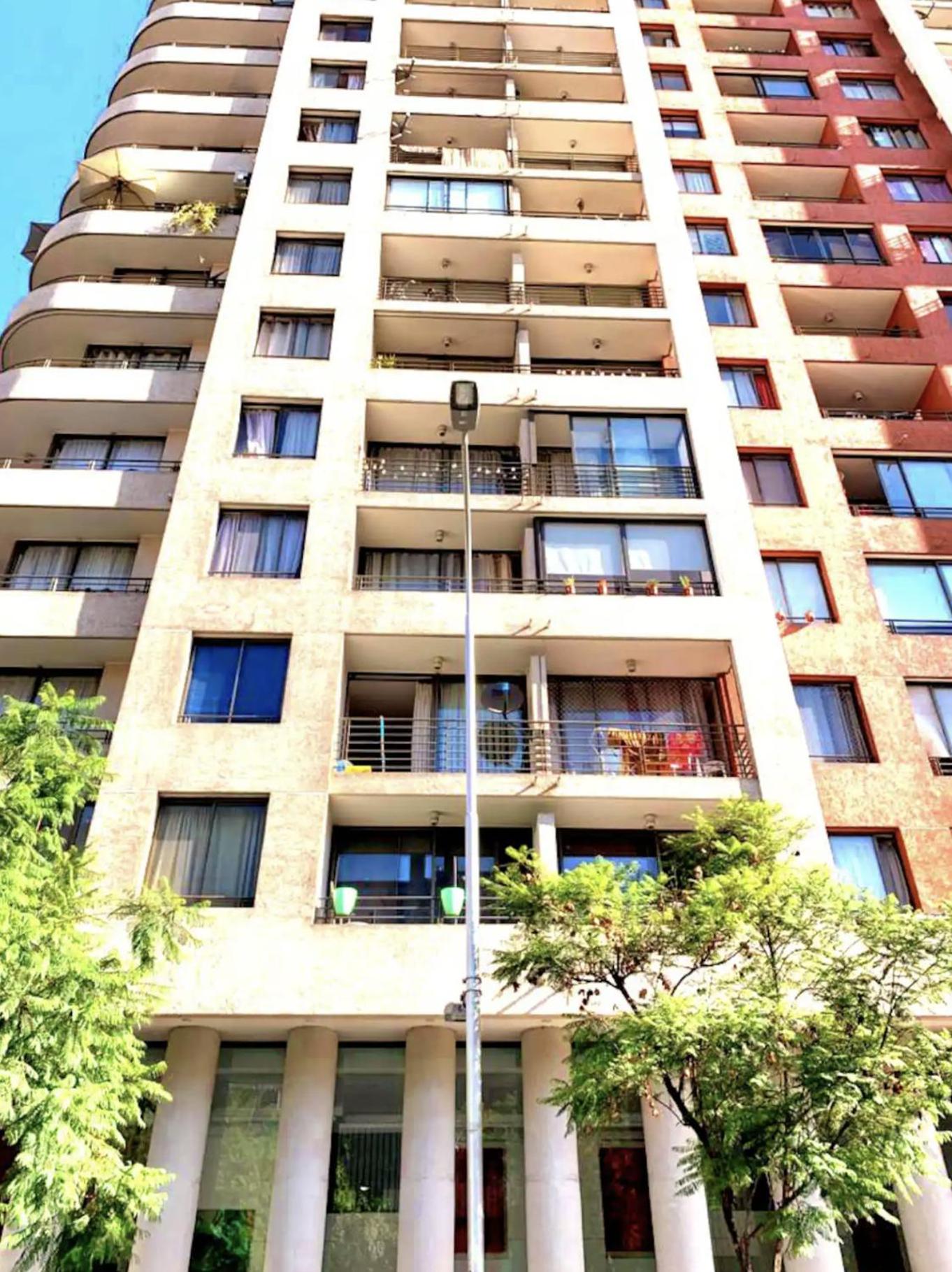 Departamento Completo de 1 Dormitorio I Santiago Centro I Hospital Clínico UC I Piscina en Azotea