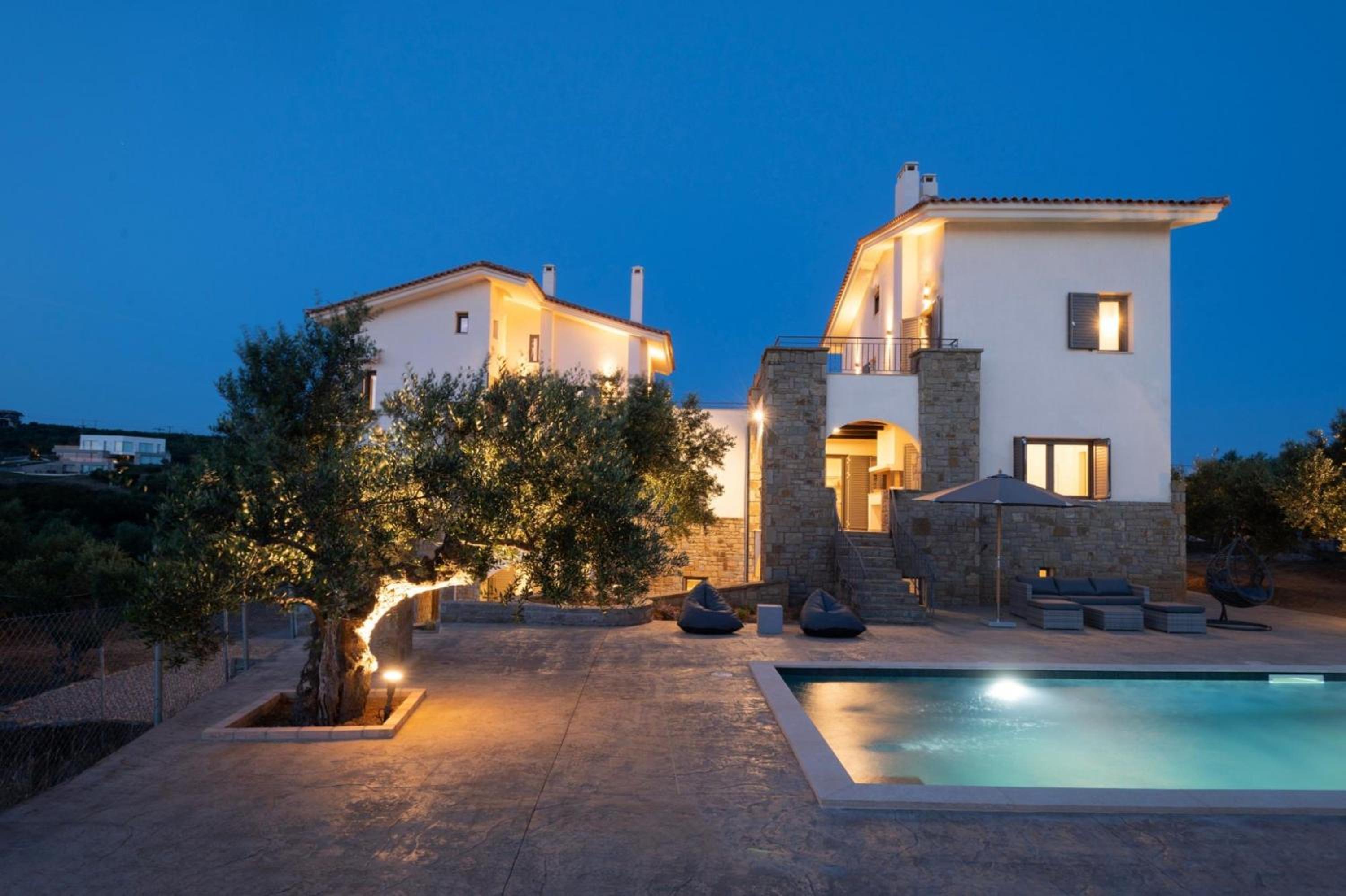 Modone Villas in Peloponnese