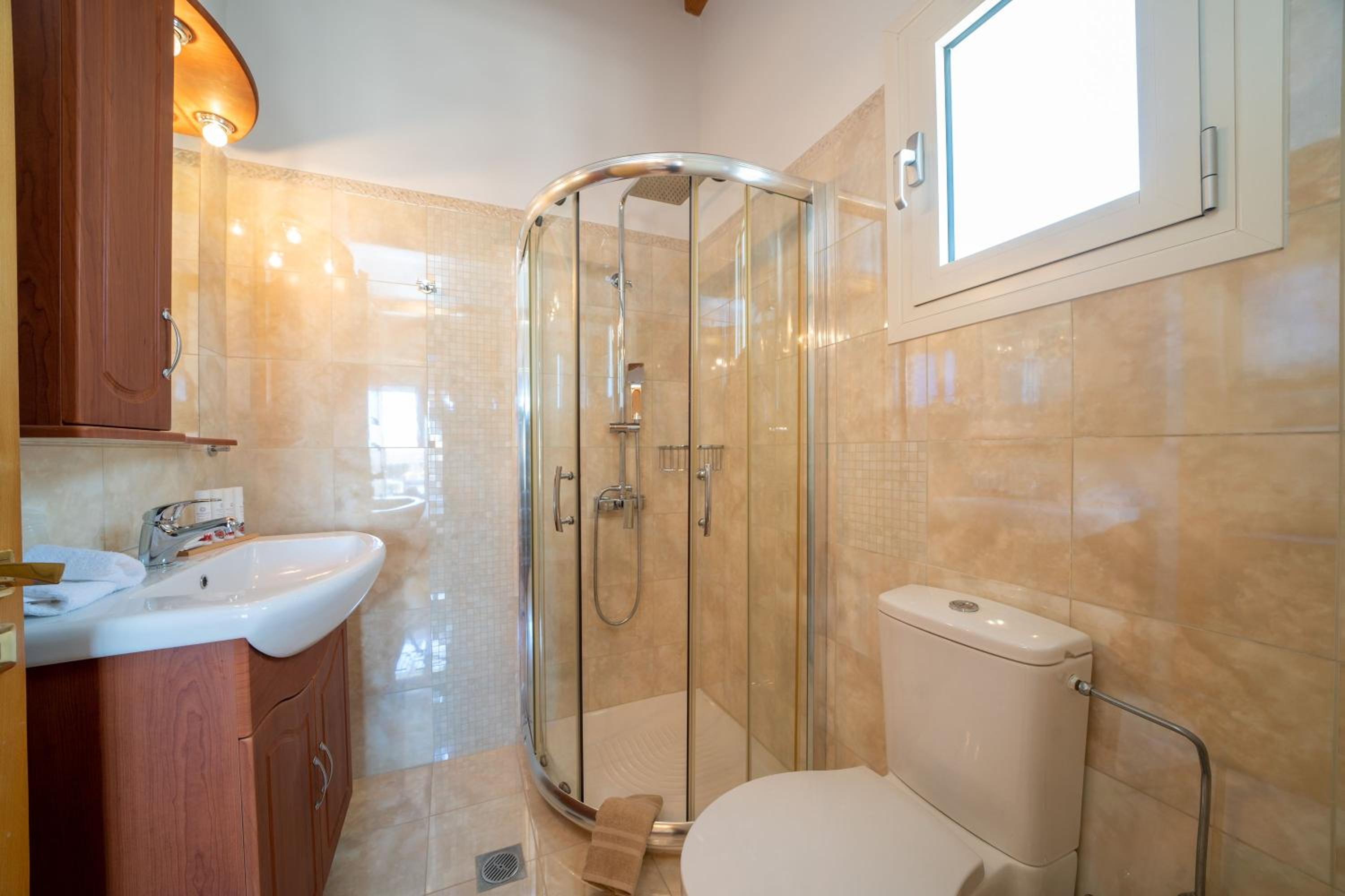 Luxury Villa Irene Metaxata
