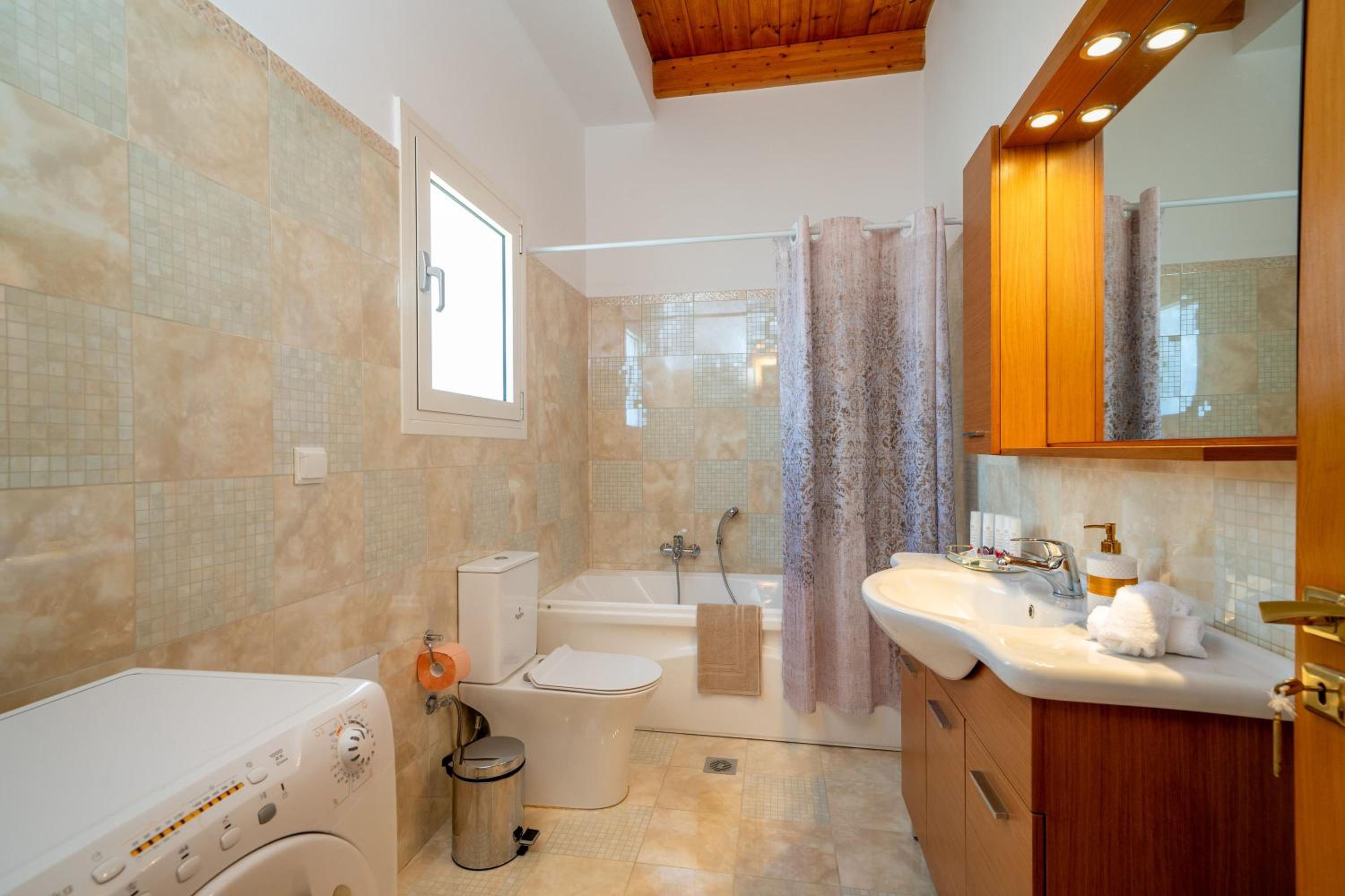 Luxury Villa Irene Metaxata