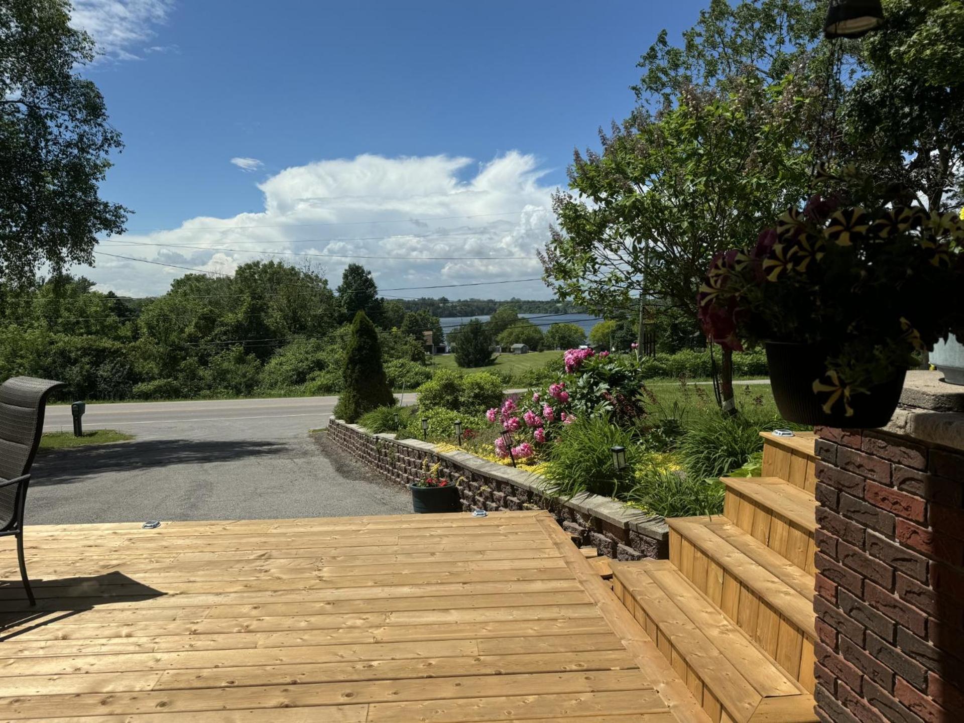 Lazy Dayz Vacation Rental