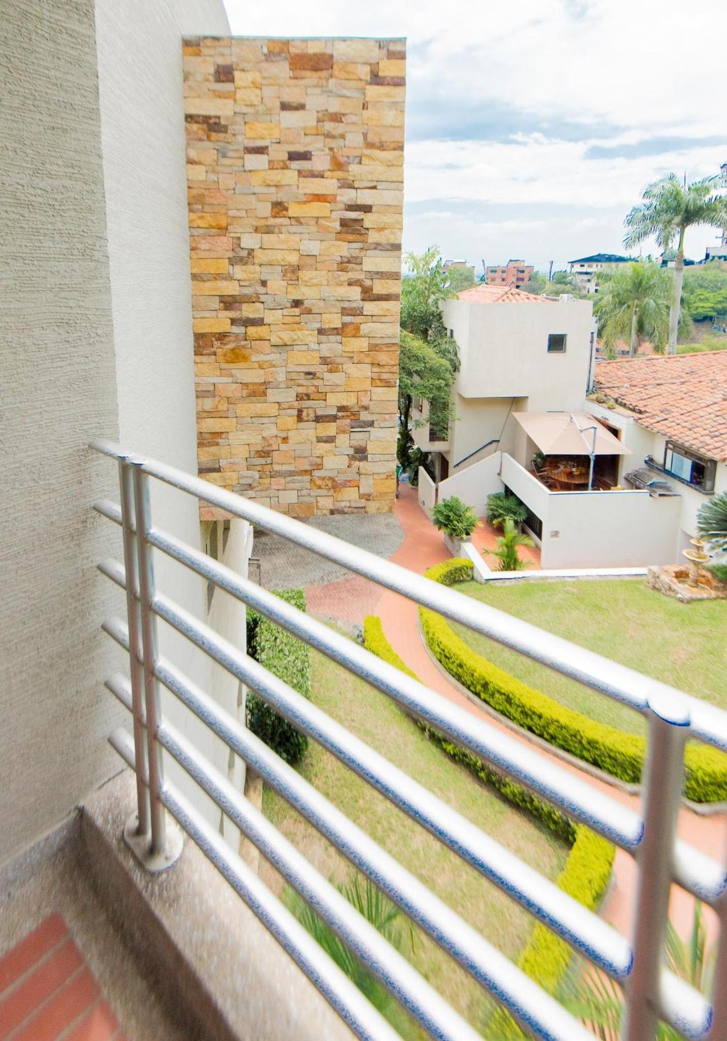 Habita Suites