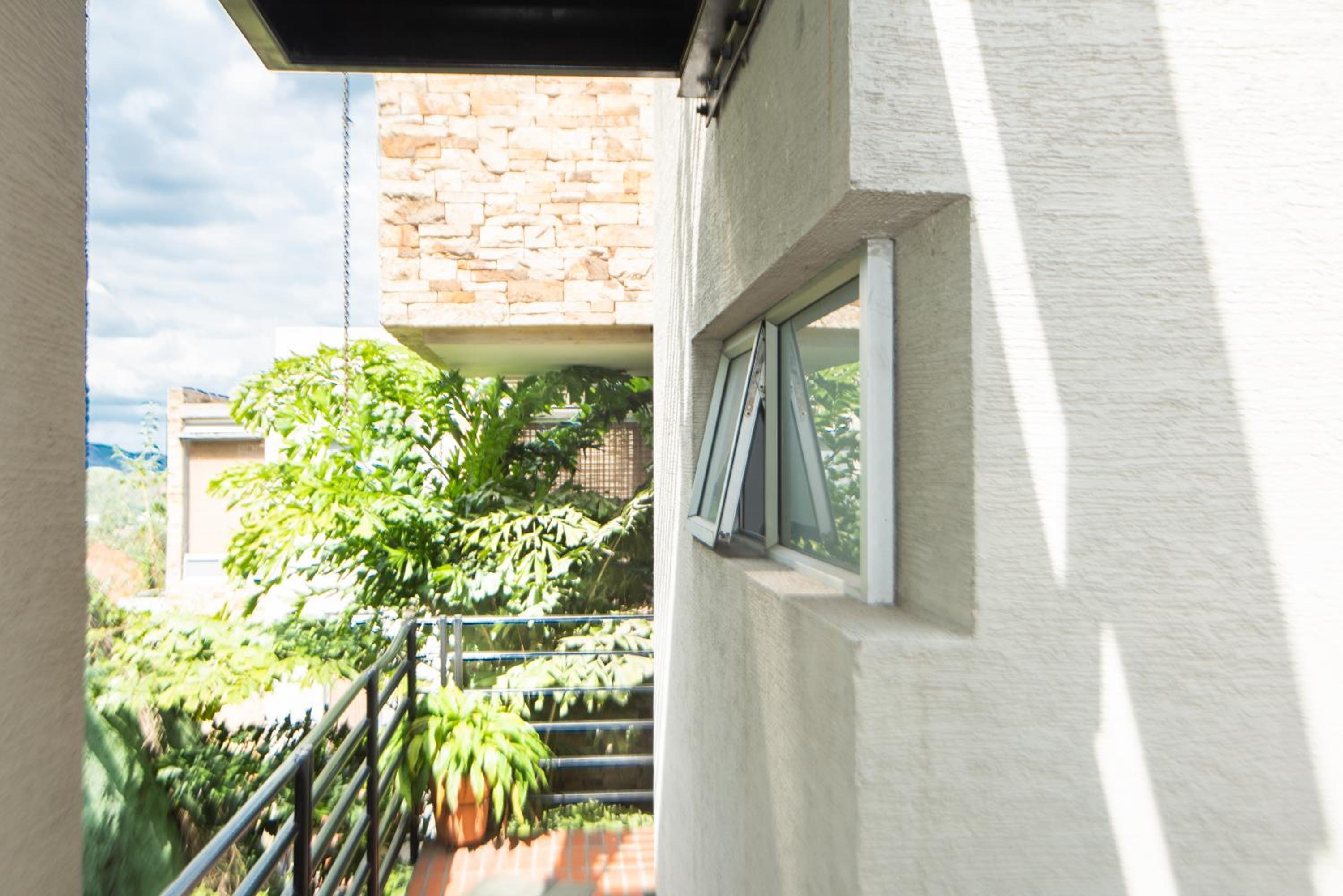 Habita Suites