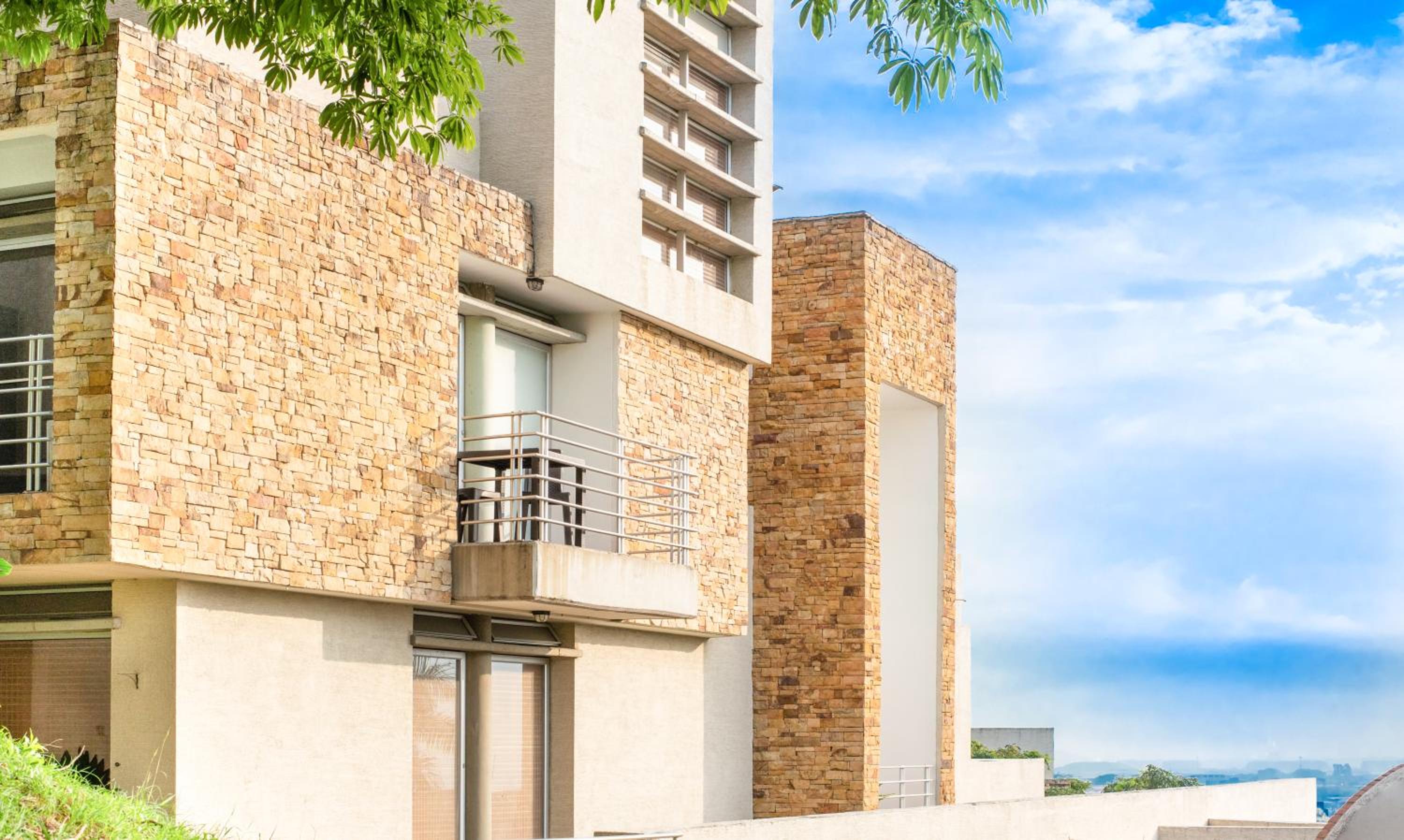 Habita Suites