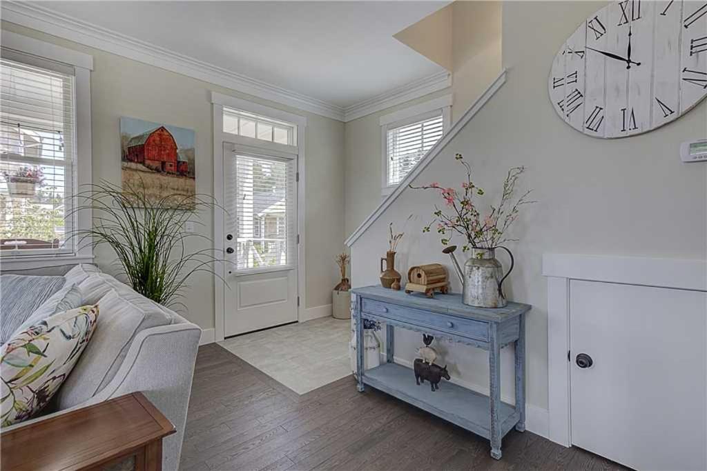 The Hitching Post by Seabrook Hospitality view 5