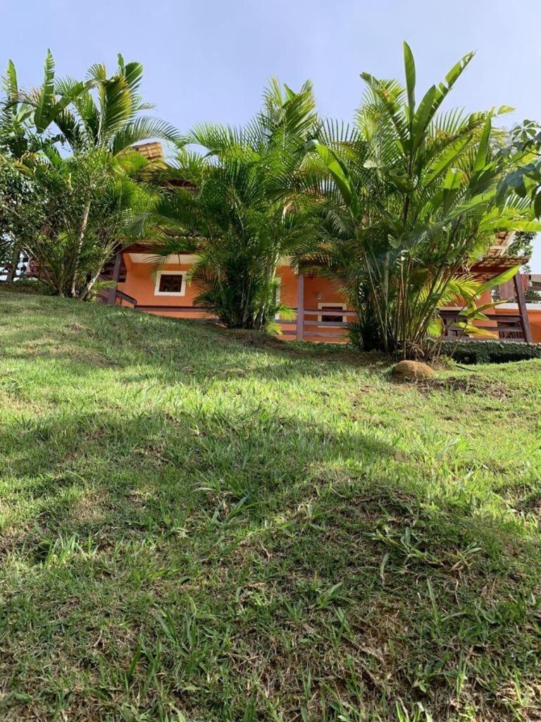 Sana - Chácara Canto do Tiê - 15 hospedes