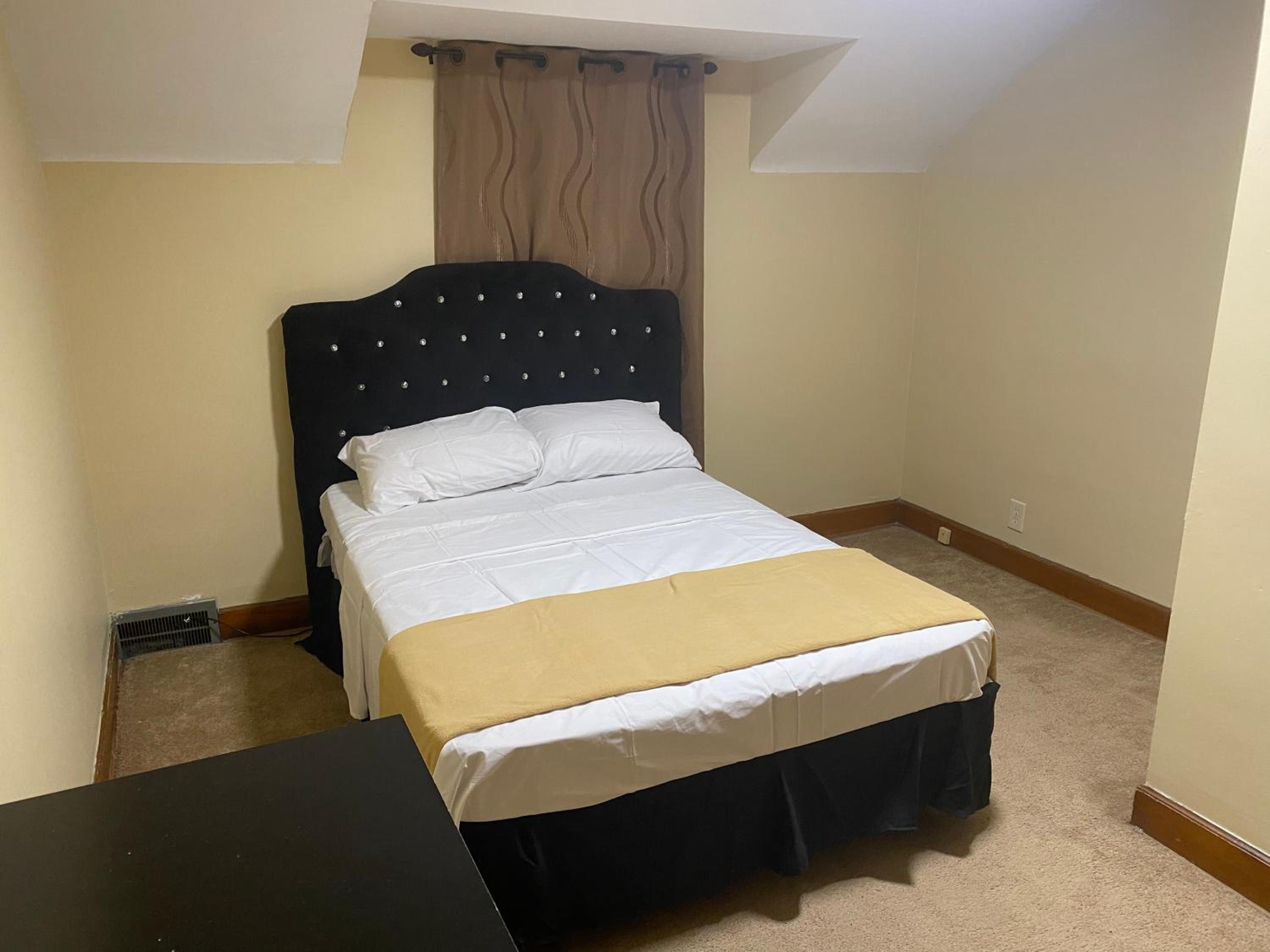 Modern Guest view 5