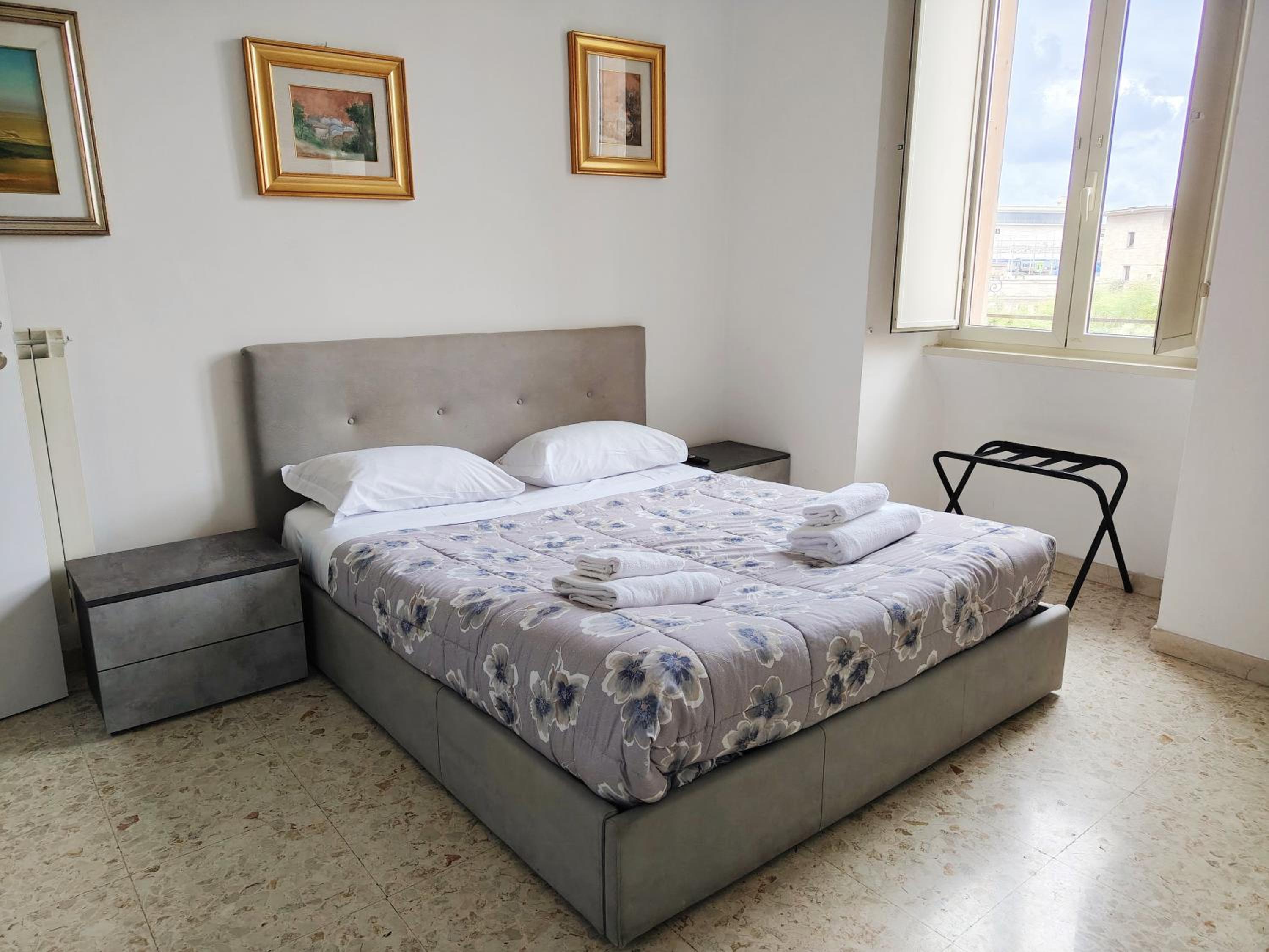 AmoRoma Home