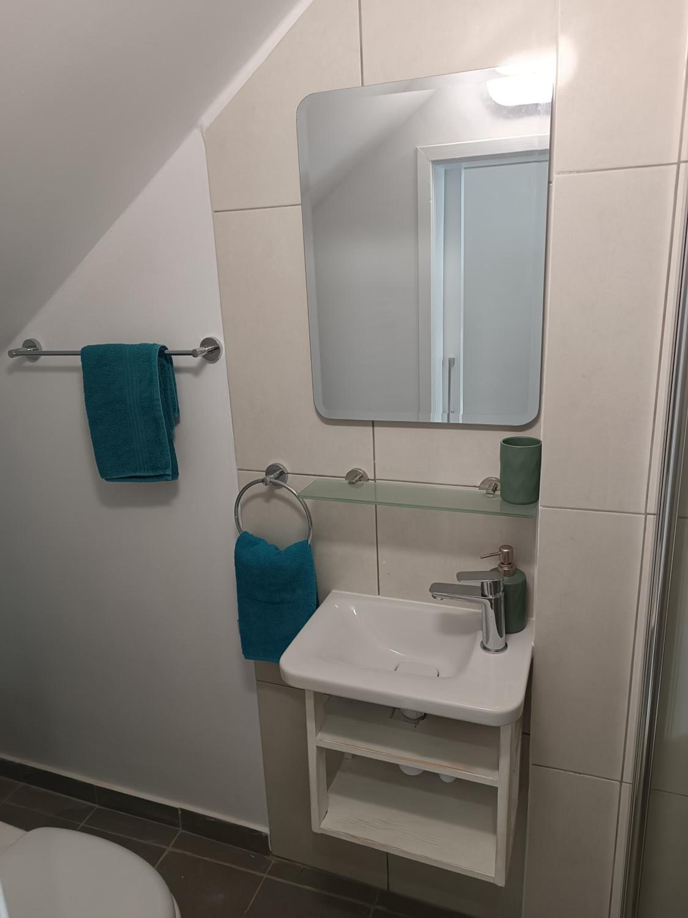 Photo 25