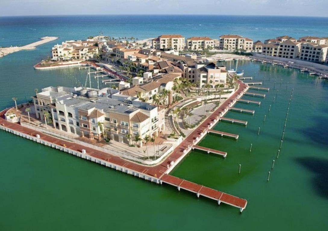 Beautiful Beachfront Penthouse At Cap Cana