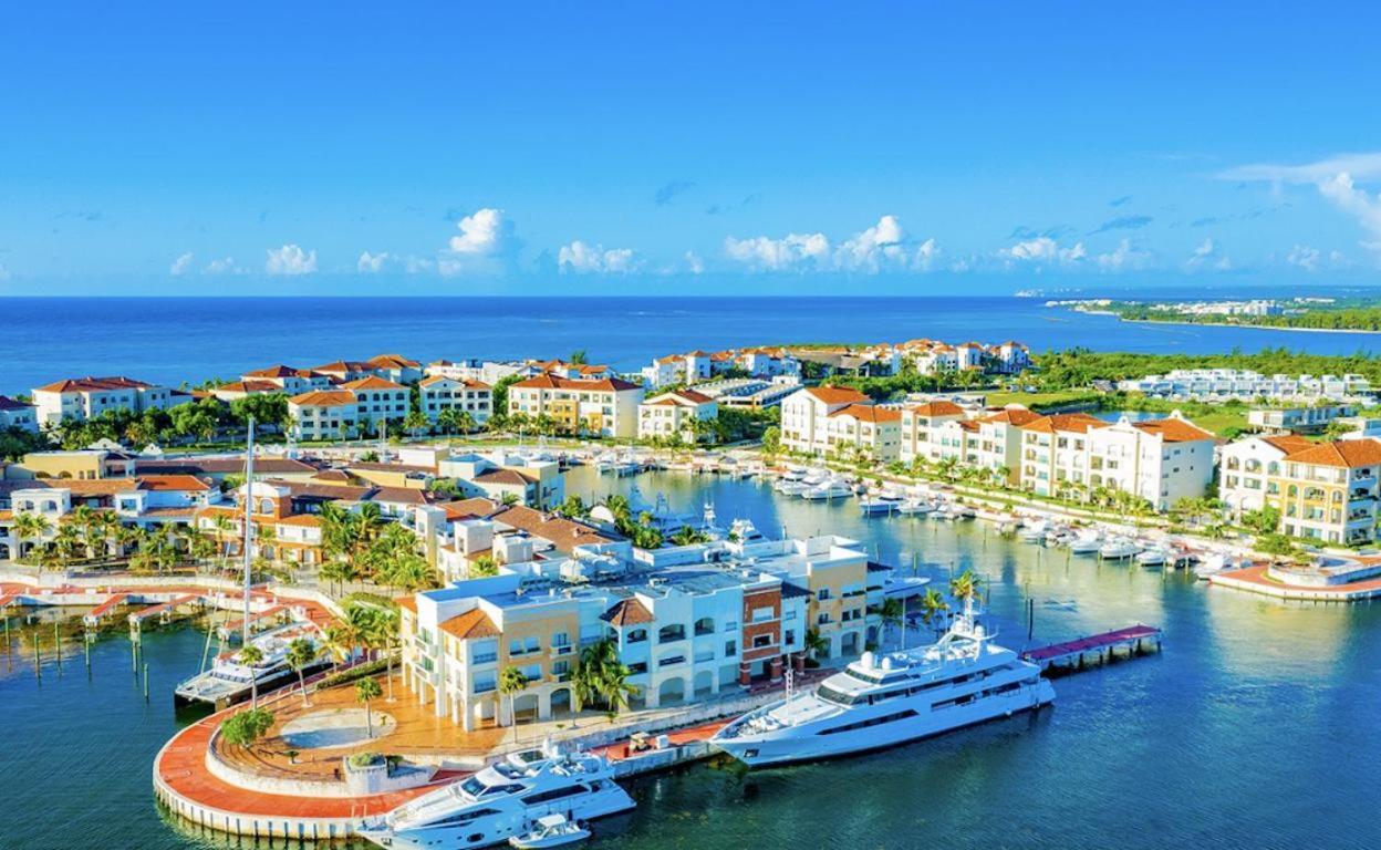 Beautiful Beachfront Penthouse At Cap Cana