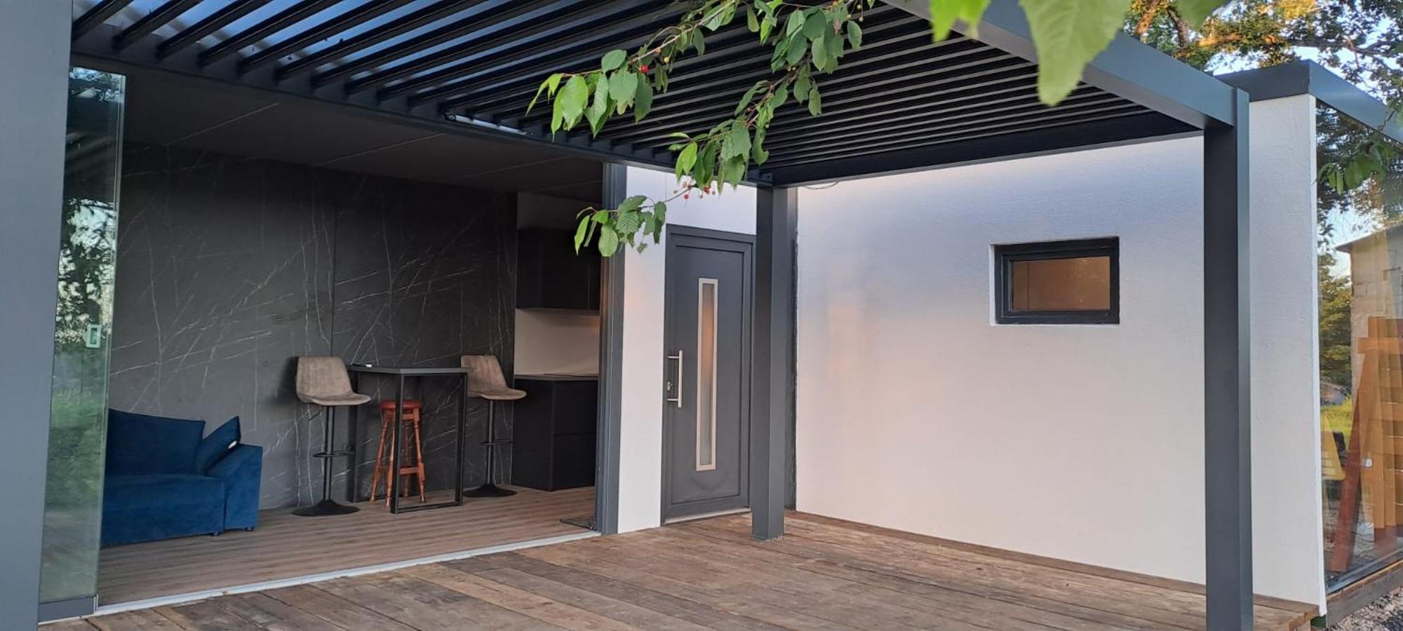 Green Luxury Homes view 3