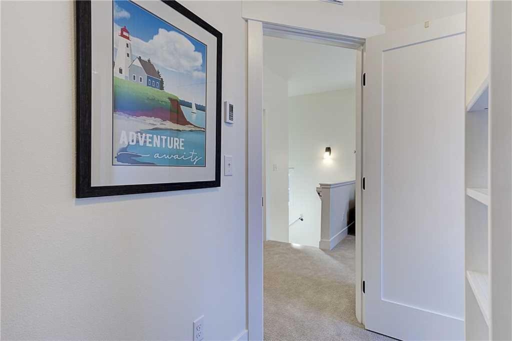 Silver Seadream by Seabrook Hospitality