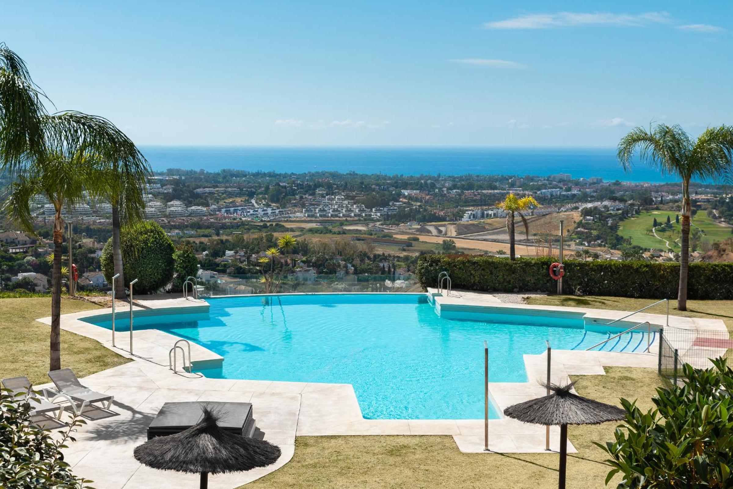 Family Apartment with Sea Views in Hacienda de Cifuentes