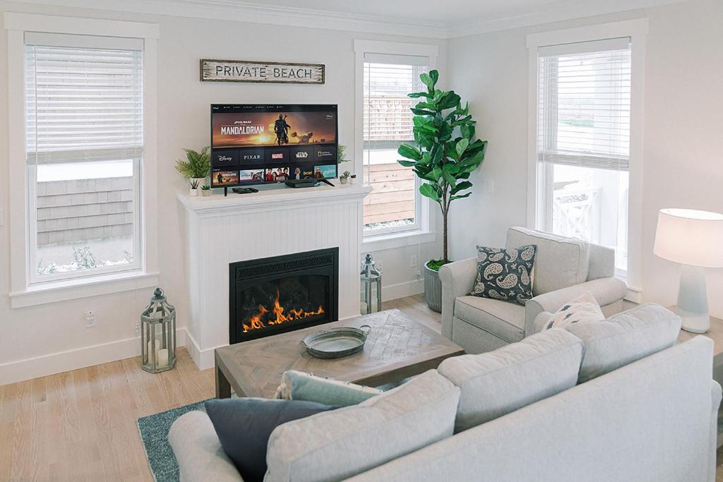 Tidewater Cottage by Seabrook Hospitality