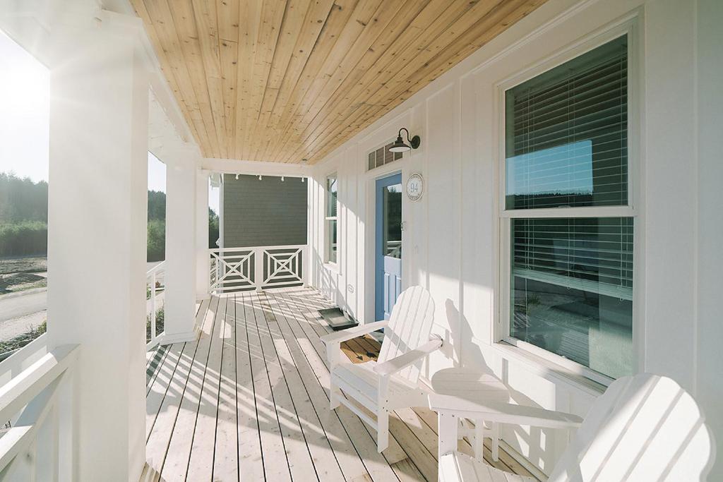 Tidewater Cottage by Seabrook Hospitality