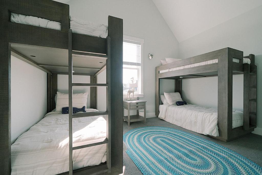 Tidewater Cottage by Seabrook Hospitality