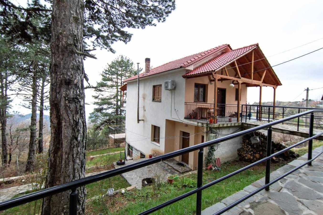 Bujtina Qosja