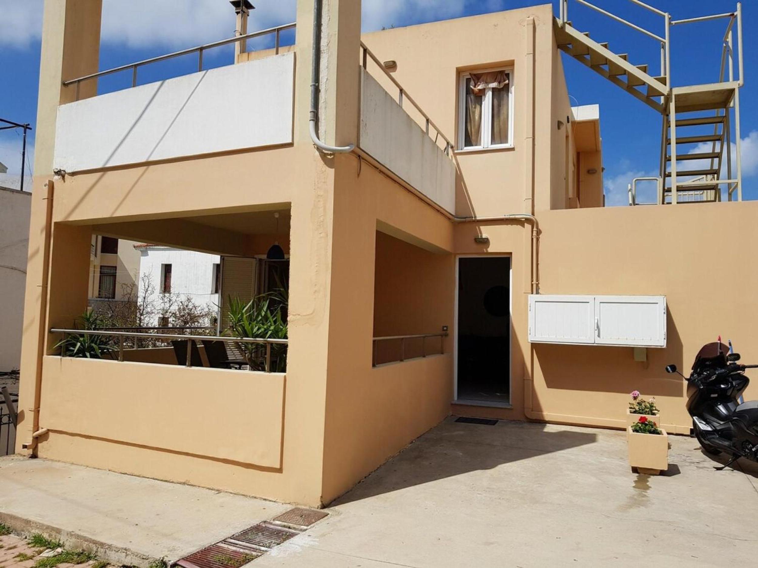 Ilia's Apt in Chania