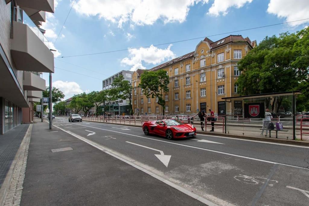 Designer Old Town Apartment next to hockey stadium view 4