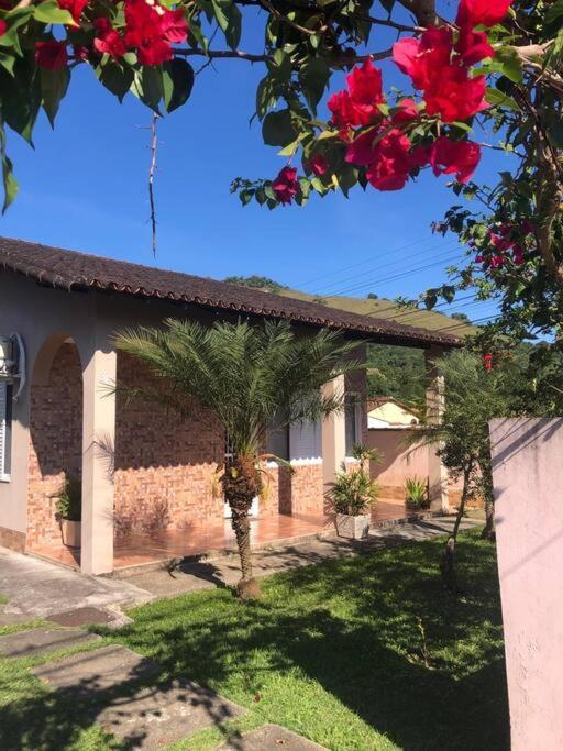 Casa em condomínio Angra