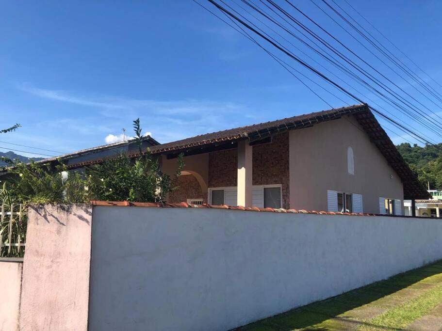 Casa em condomínio Angra