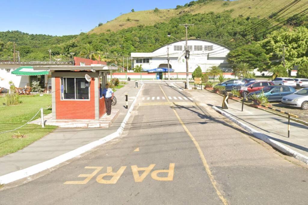 Casa em condomínio Angra