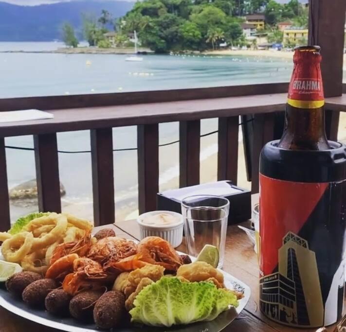 Casa em condomínio Angra