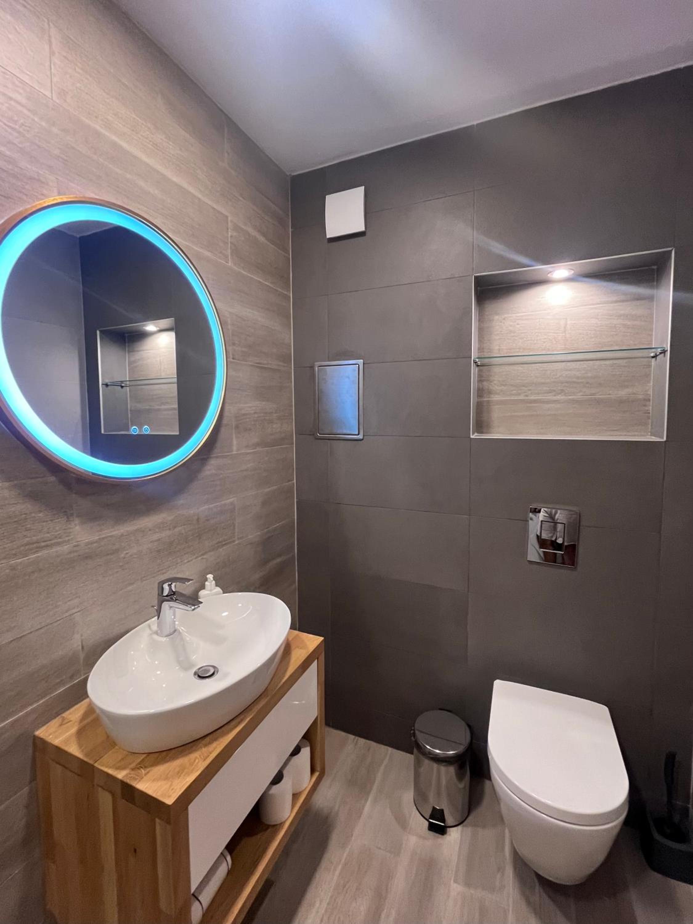 EXCLUSIVE St Constantine Suites